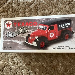 Texaco 25th Anniversary edition 1947 Dodge Canopy Express